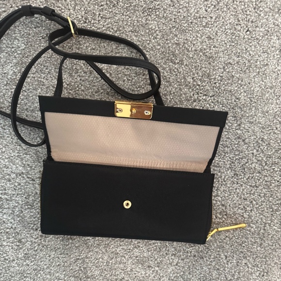 Tumi wallet on crossbody - Picture 4 of 4